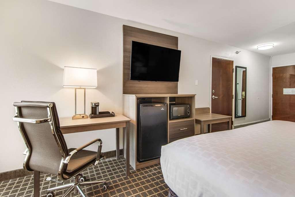 Clarion Pointe South Boston - Danville East Δωμάτιο φωτογραφία