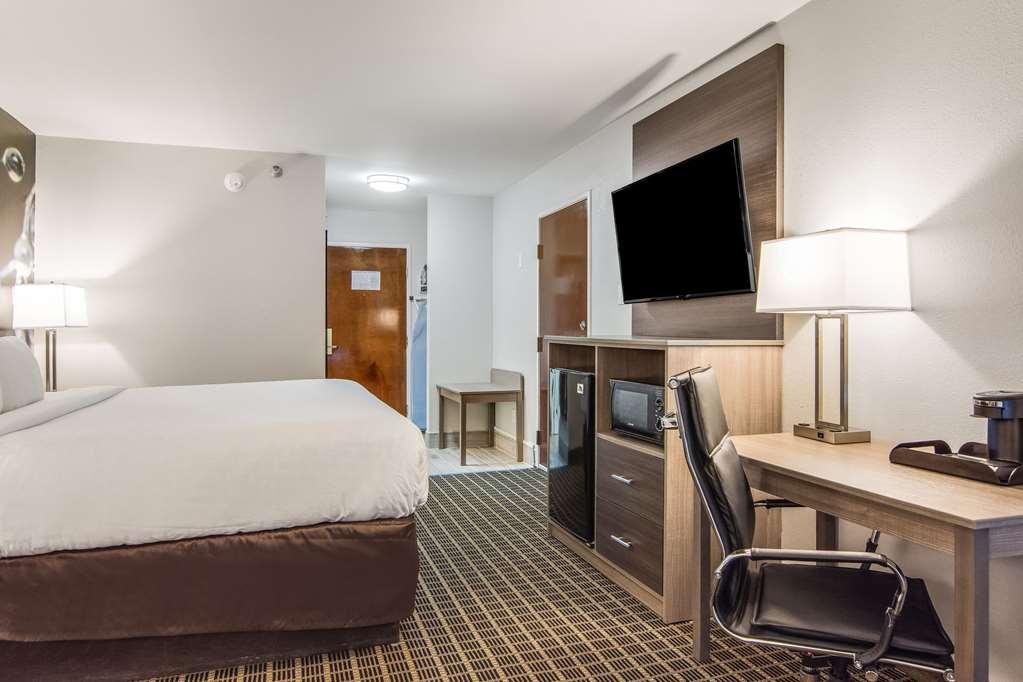 Clarion Pointe South Boston - Danville East Δωμάτιο φωτογραφία