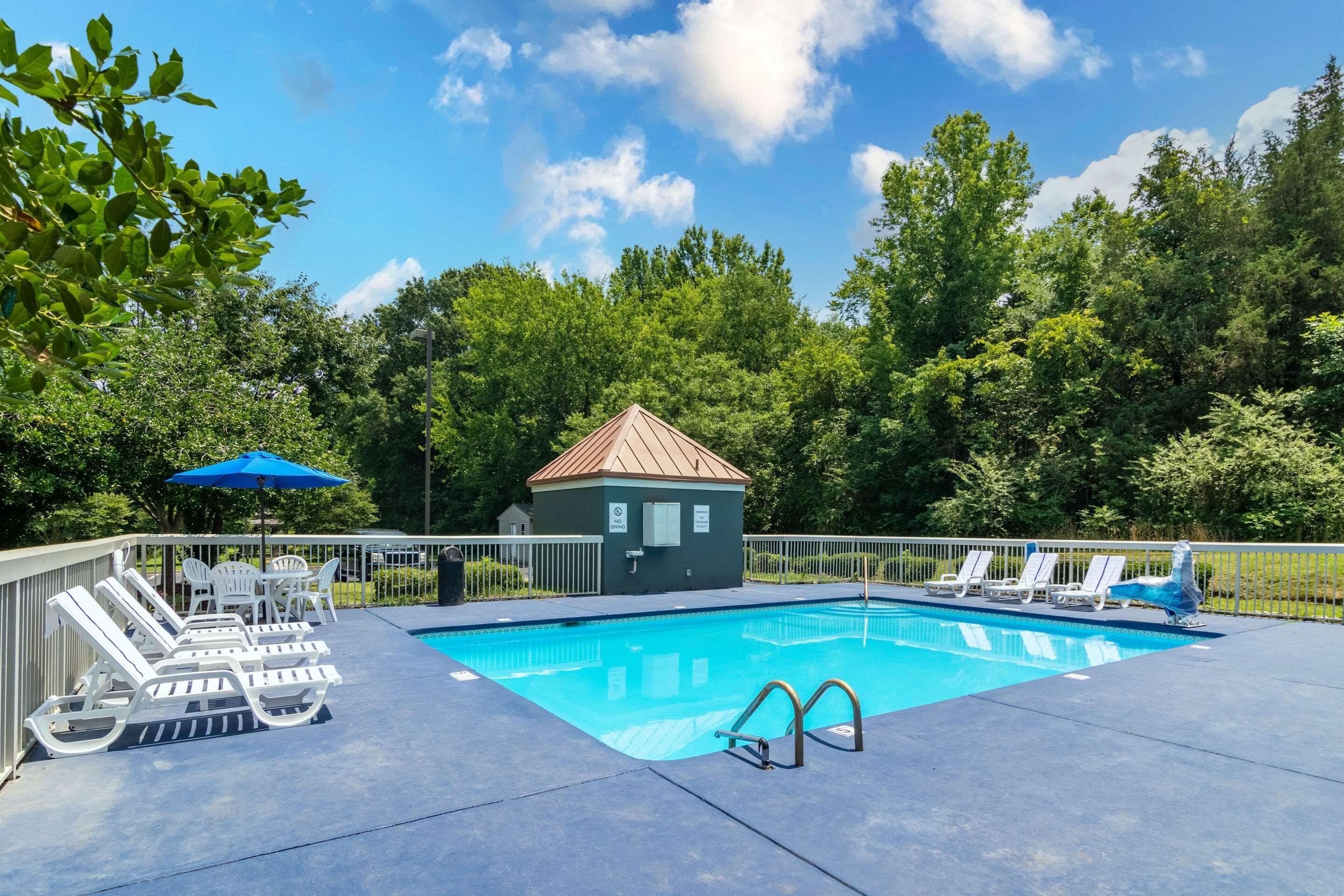 Clarion Pointe South Boston - Danville East Εξωτερικό φωτογραφία